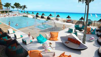 Aguamarina Building Club Med Cancun